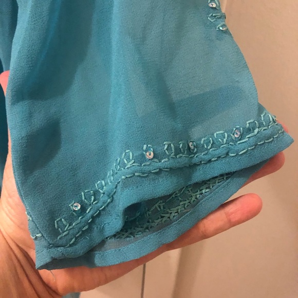 Woman’s Betty B. Top size one size fits all - Picture 3 of 8